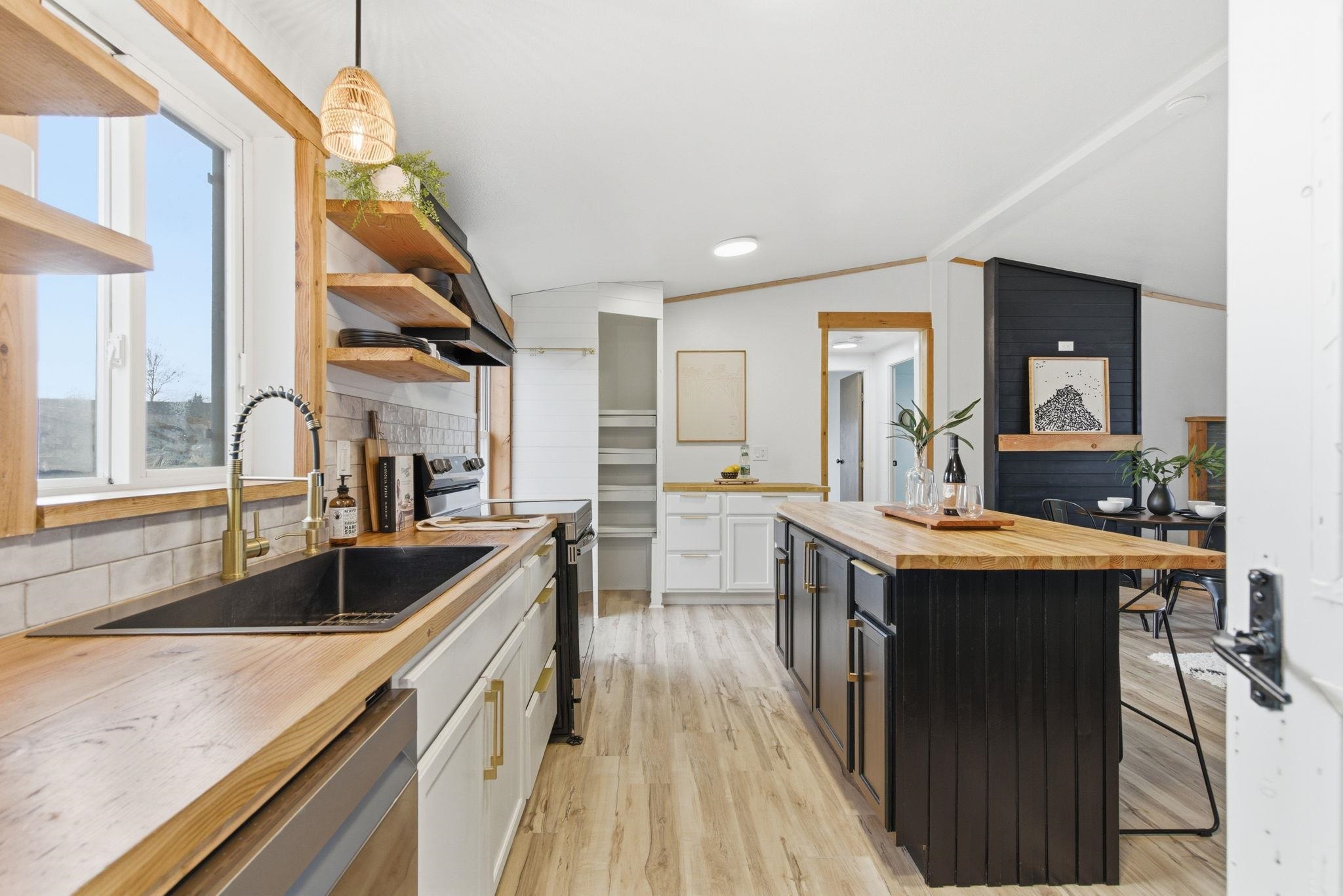 11705 North Wilson Street, Unit D28 Mead, WA 99021 - Photo 14 of 42