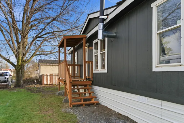 $129,500 | 11705 North Wilson Street, Unit D28, Mead, WA 99021