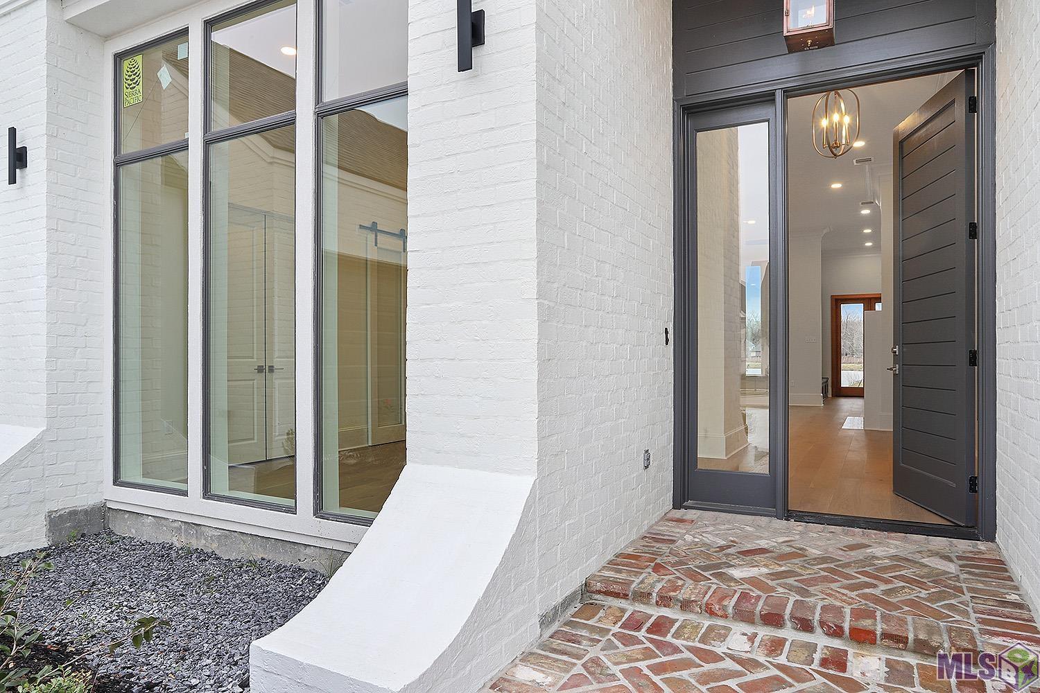 13645 Brook Point Drive Baton Rouge, LA 70810 - Photo 4 of 15 Gallery Image 4