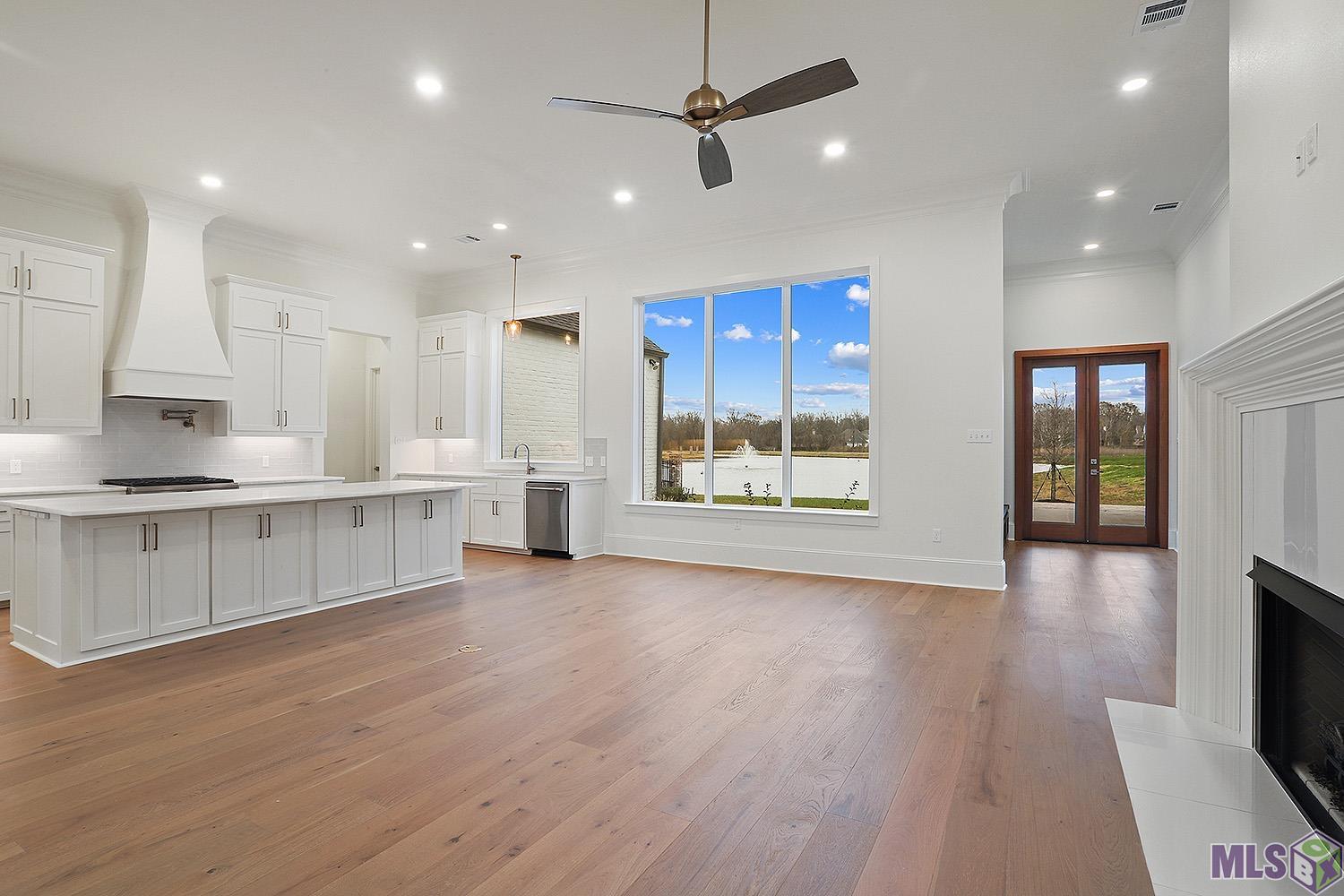 13645 Brook Point Drive Baton Rouge, LA 70810 - Photo 5 of 15 Gallery Image 5