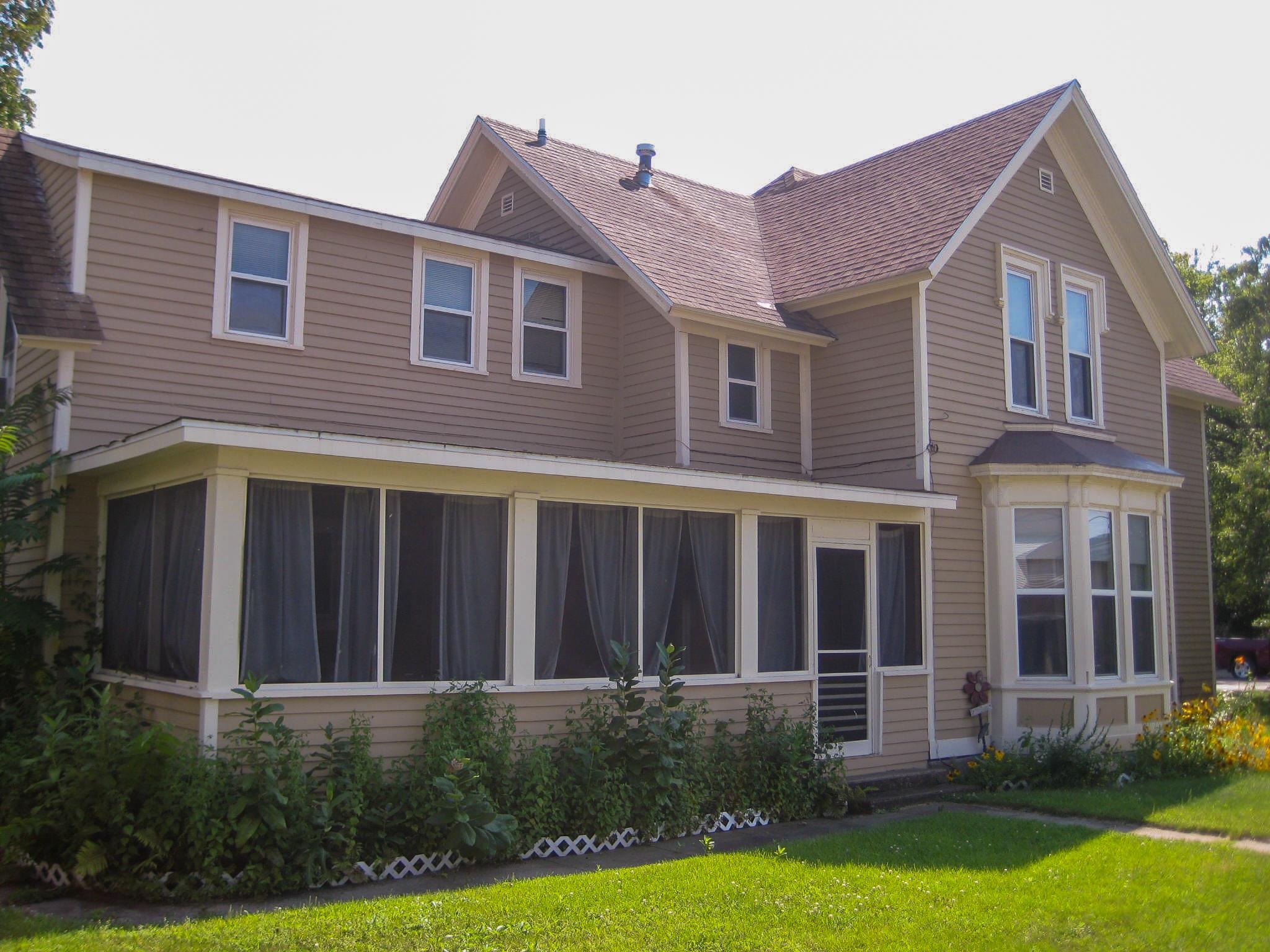 202 South Wacouta Avenue Prairie du Chien, WI 53821 - Photo 29 of 36