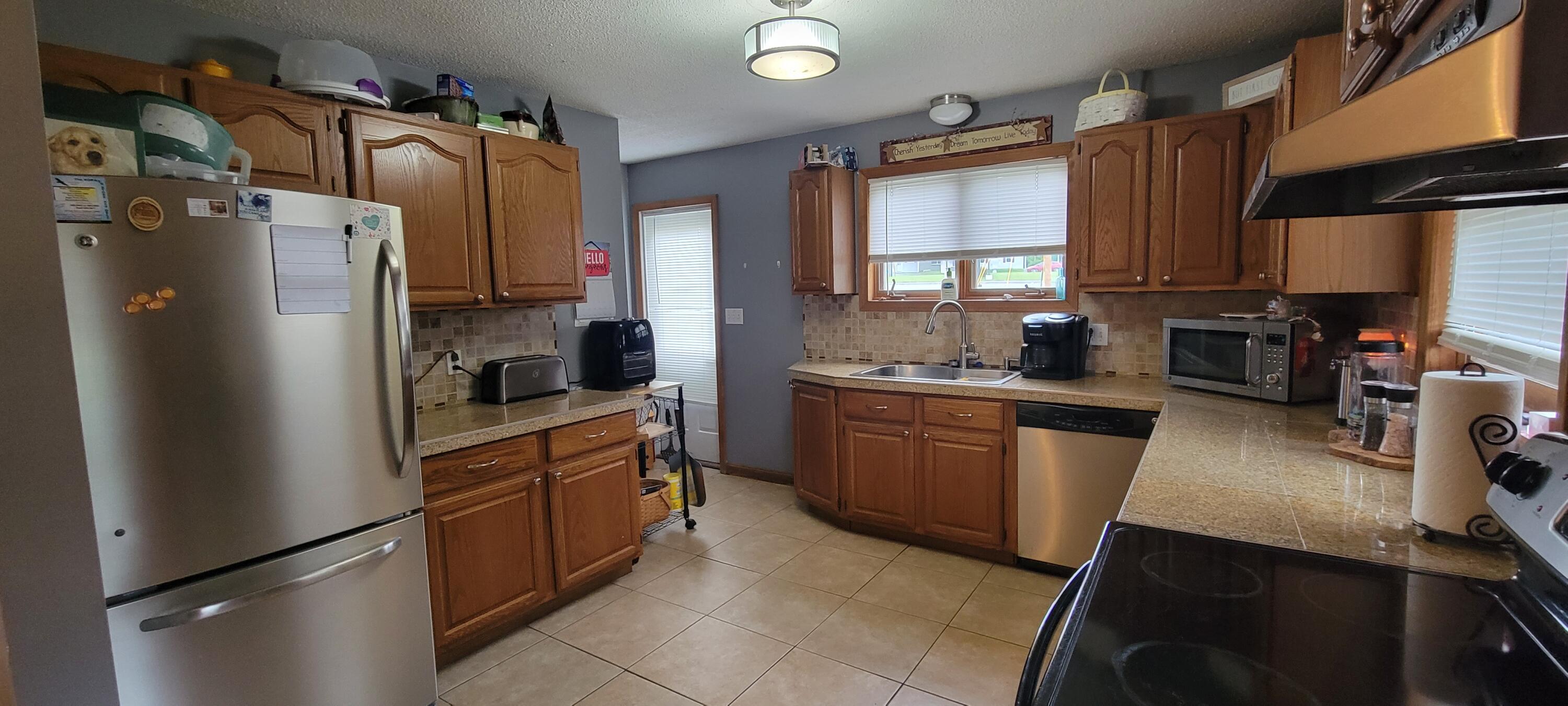 68 Oak Street Waterville, ME 04901 - Photo 3 of 18 03. Kitchen