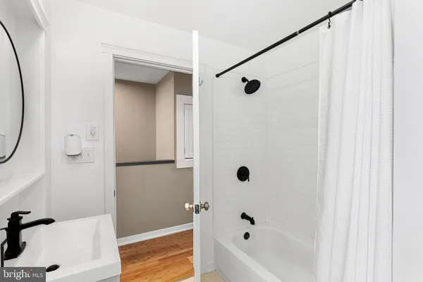 $350,000 | 4618 Paschall Avenue, Philadelphia, PA 19143