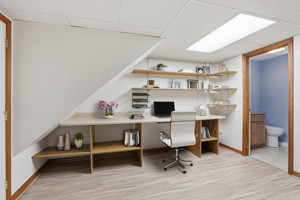 26 Valley Road, Unit 26 Lynn, MA 01902 - Photo 11 of 33