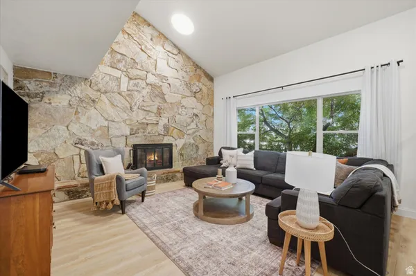 $639,900 | 742 Sheringham Court, Farmington, UT 84025