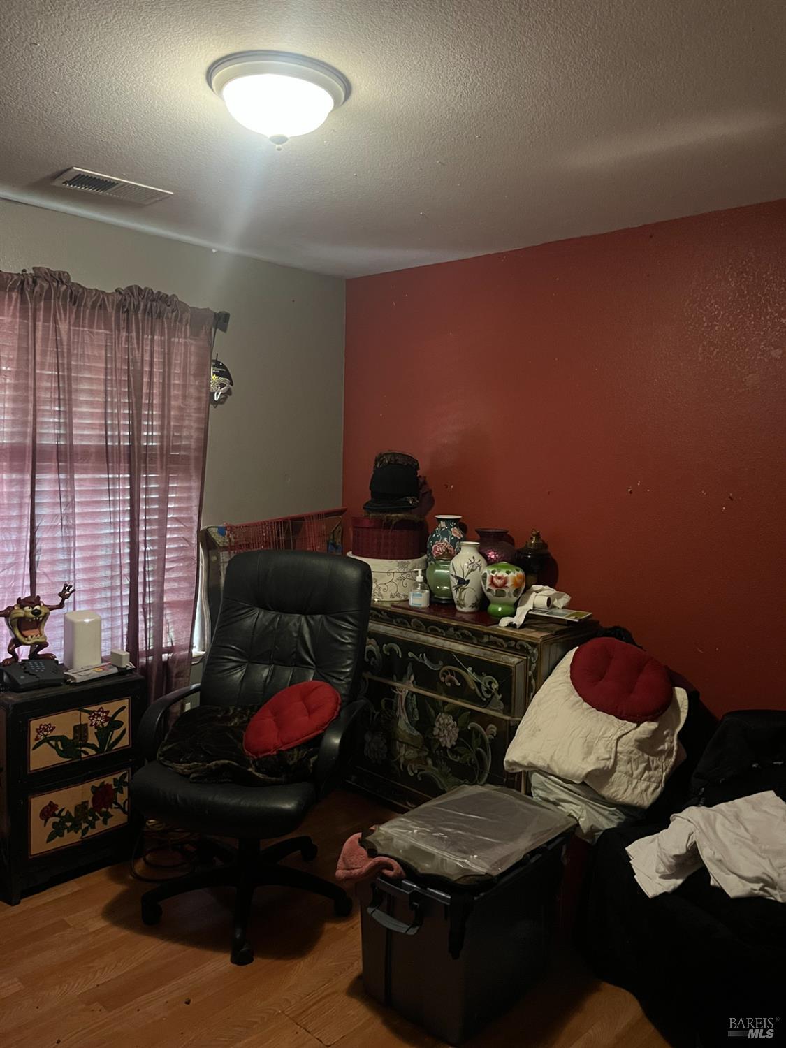 1889 Jennings Avenue Santa Rosa, CA 95401 - Photo 6 of 10 a living room with furniture