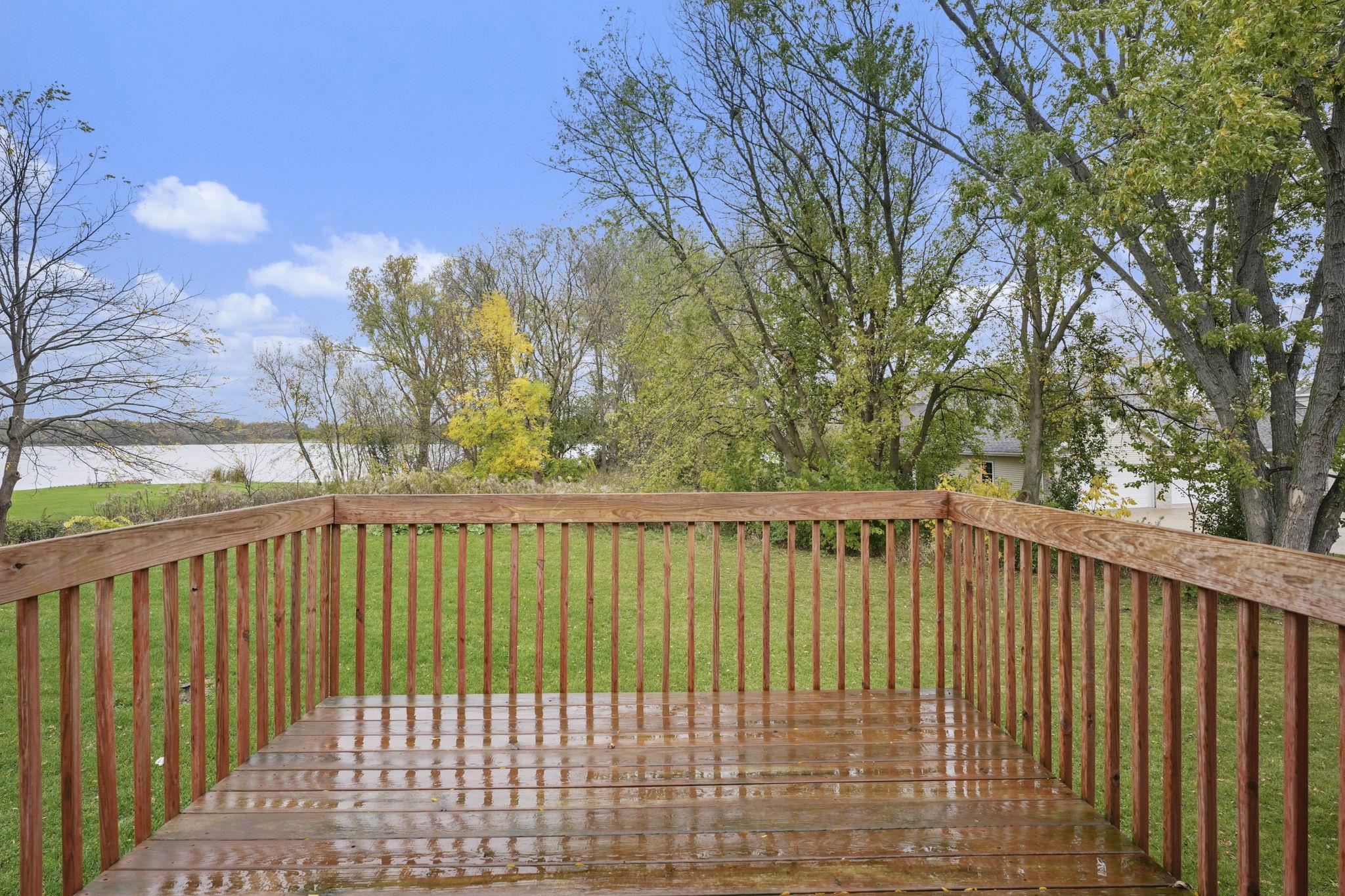 930 Waters Edge Court Marshall, WI 53559 - Photo 10 of 53