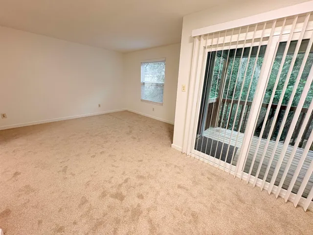 $1,050 | 1530 Live Oak Drive, Unit B3, Tallahassee, FL 32301