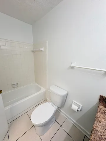 $1,050 | 1530 Live Oak Drive, Unit B3, Tallahassee, FL 32301