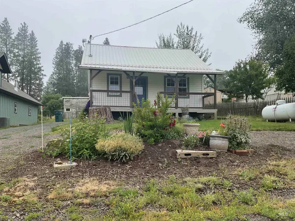 $179,000 | 209 Mason Avenue, Winchester, ID 83555