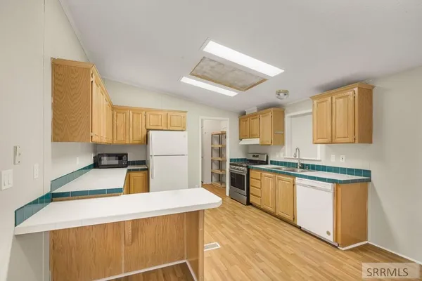 $445,000 | 506 North 2420 East, St. Anthony, ID 83445