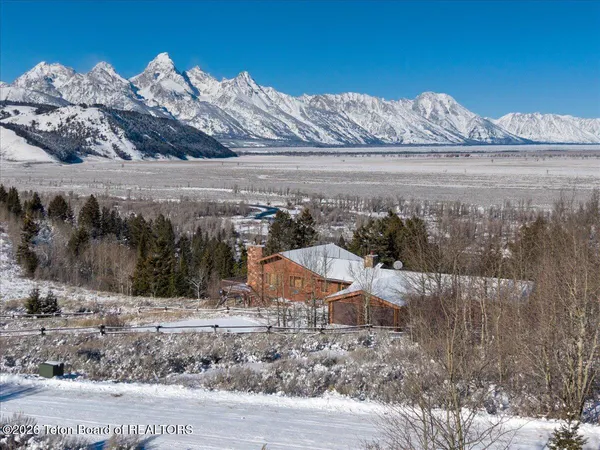 $7,750,000 | 6030 Highlands Dr Loop, Jackson, WY 83001