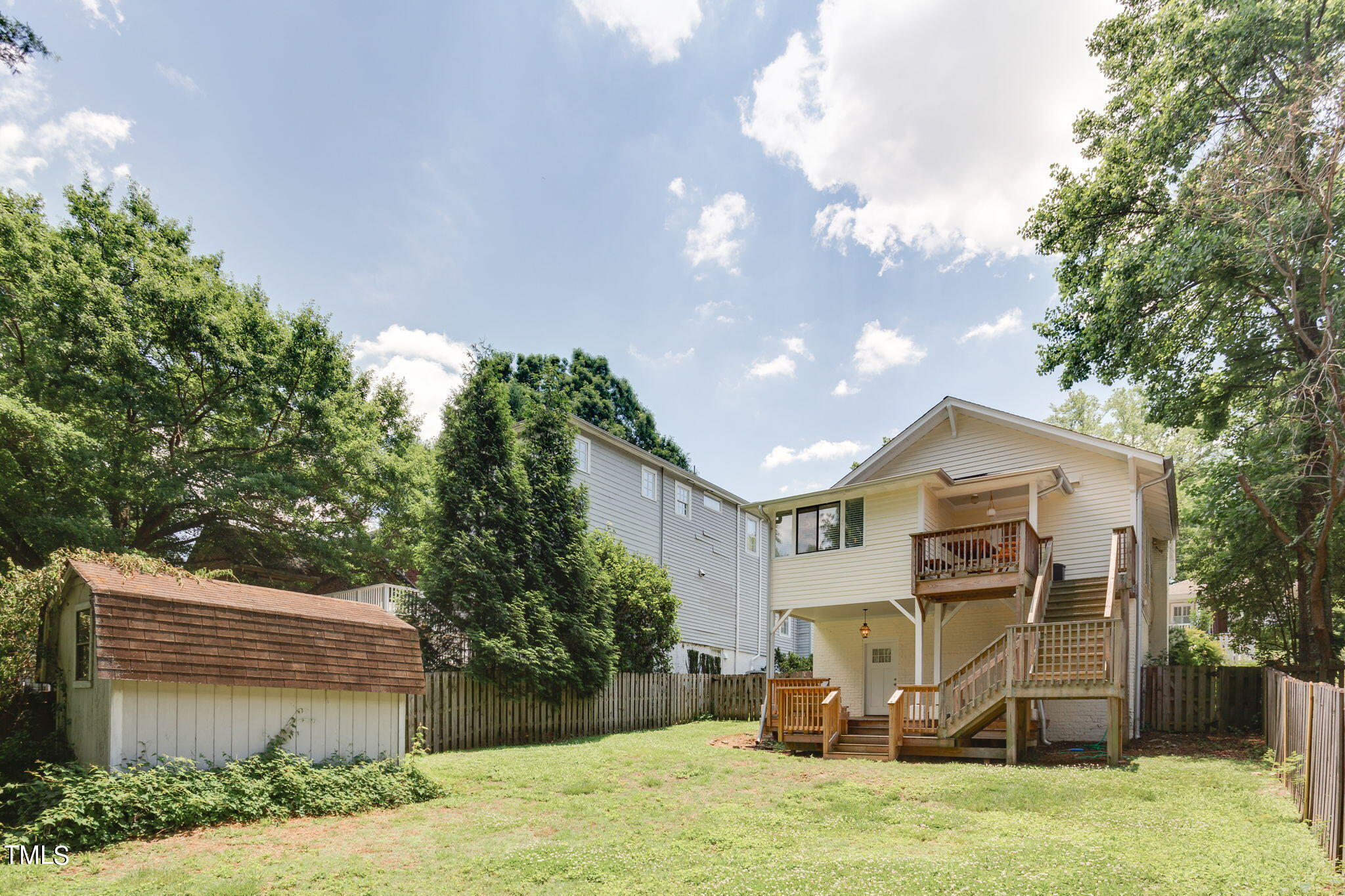 2220 Creston Road Raleigh, NC 27608 - Photo 30 of 36 27-web-or-mls-IMGL0166-enfuse