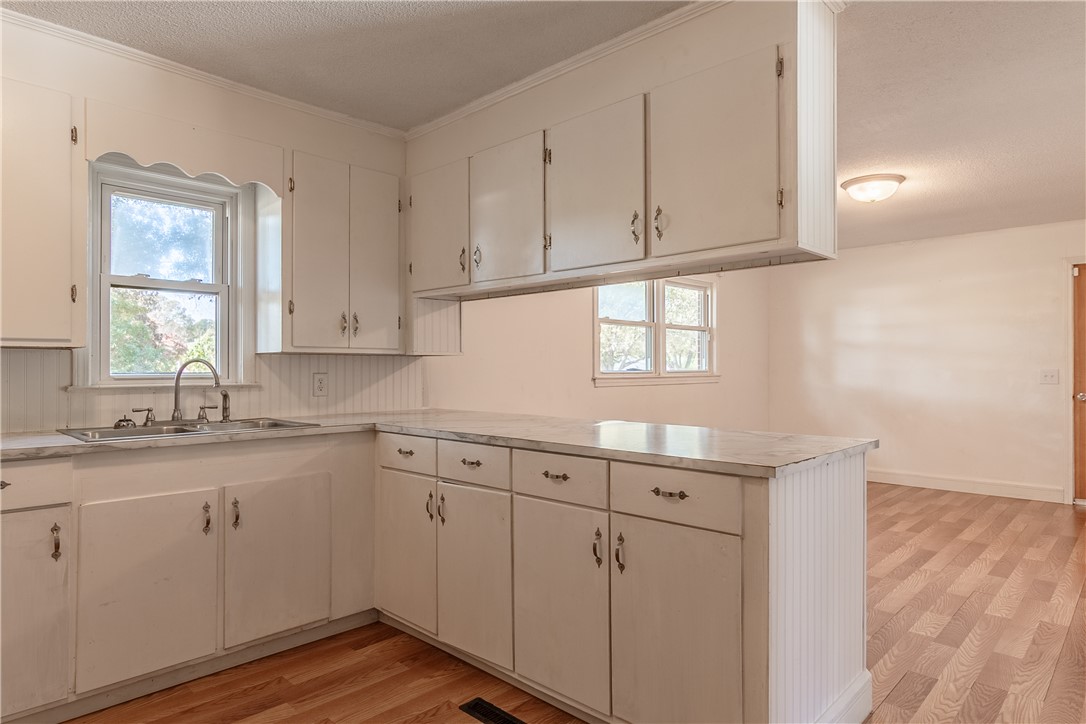 412 Airline Road Anderson, SC 29624 - Photo 4 of 28