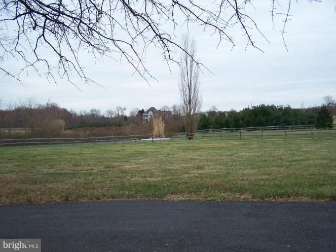 16 Weed Lane Elkton, MD 21921 - Photo 14 of 16 Back yard