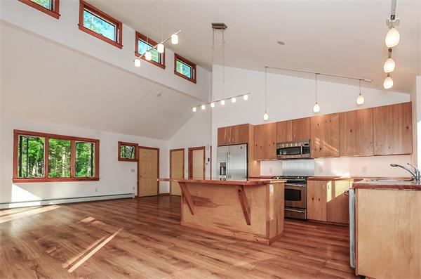 39 Wenham Road Carver, MA 02330 - Photo 9 of 30 Gallery Image 9