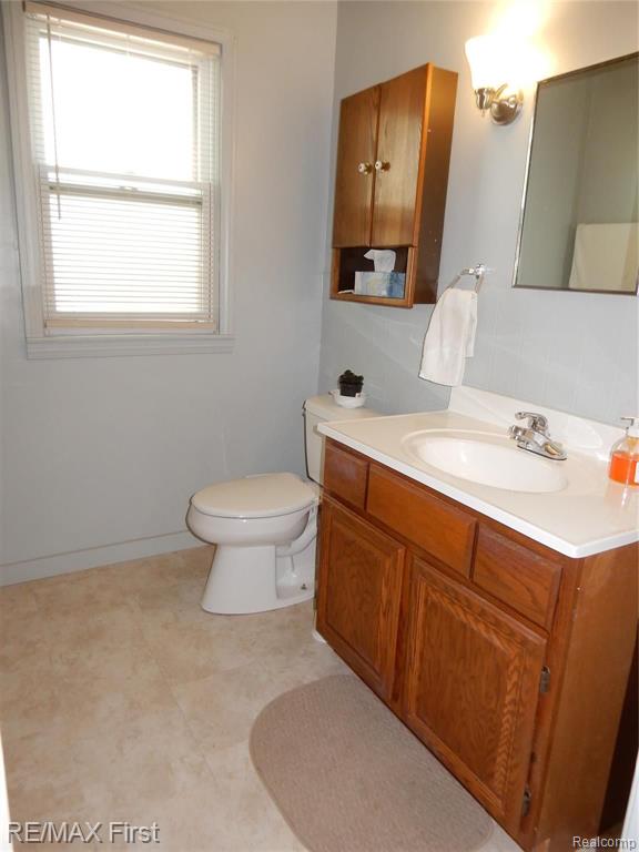 7203 Rivard Avenue Warren, MI 48091 - Photo 12 of 23