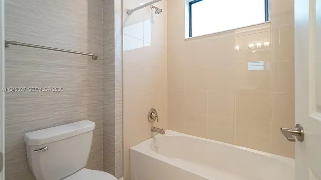 $1,440,000 | 8725 Parkland Bay Drive, Parkland, FL 33076