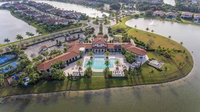 $1,440,000 | 8725 Parkland Bay Drive, Parkland, FL 33076