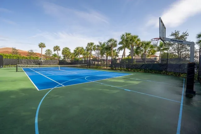 $1,440,000 | 8725 Parkland Bay Drive, Parkland, FL 33076