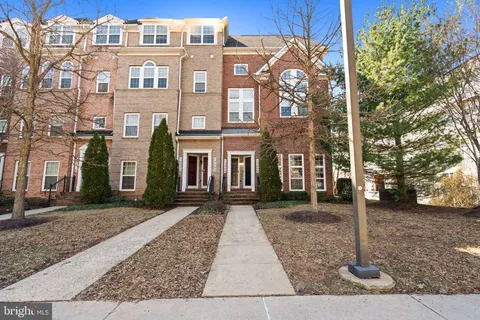 $399,000 | 13526 Waterford Hills Boulevard, Germantown, MD 20874