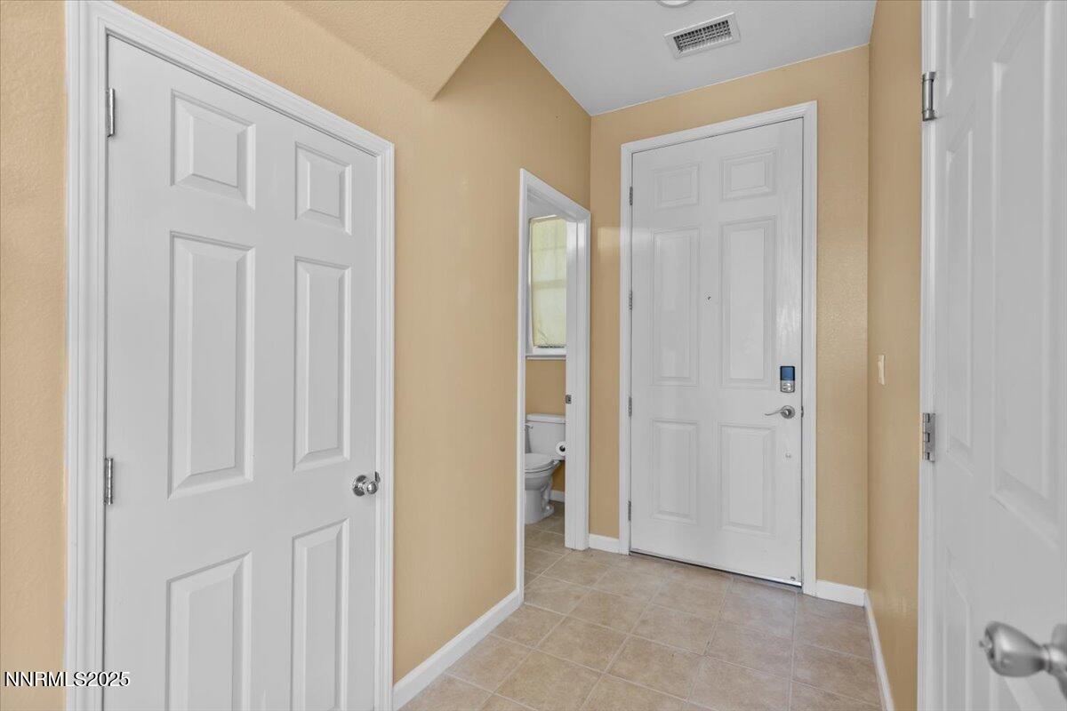 9266 Lone Wolf Circle Reno, NV 89506 - Photo 13 of 28 13-IMG_2185