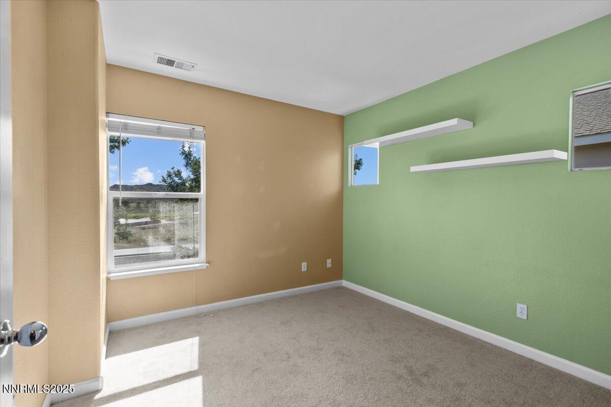 9266 Lone Wolf Circle Reno, NV 89506 - Photo 16 of 28 21-IMG_2209