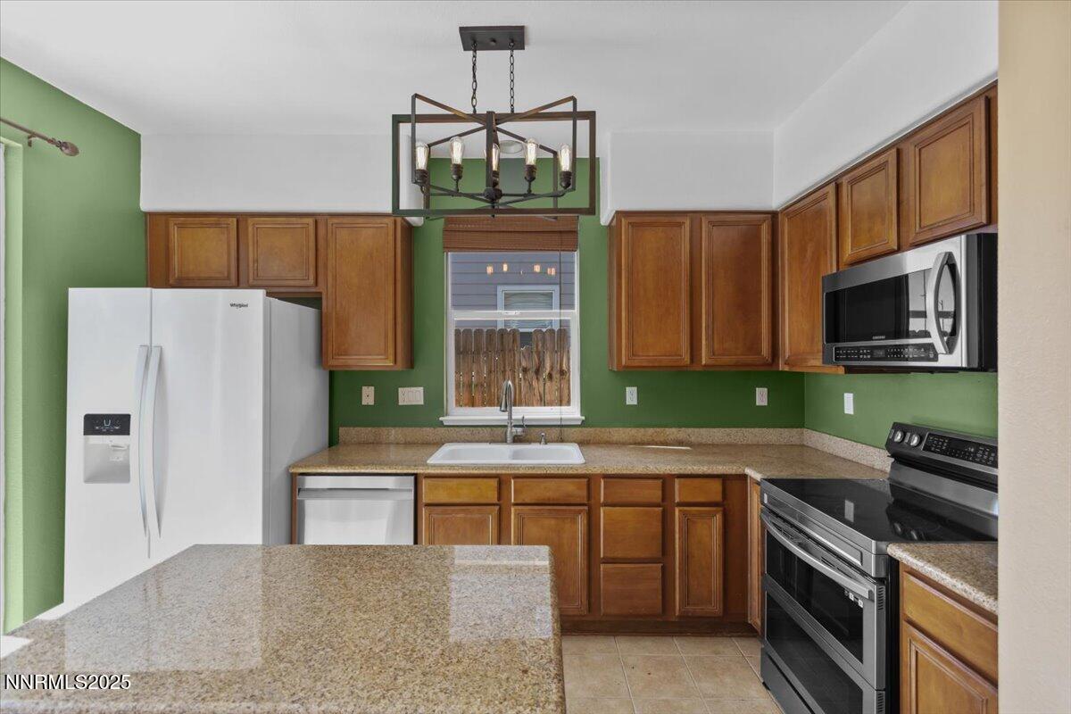 9266 Lone Wolf Circle Reno, NV 89506 - Photo 5 of 28 08-IMG_2170