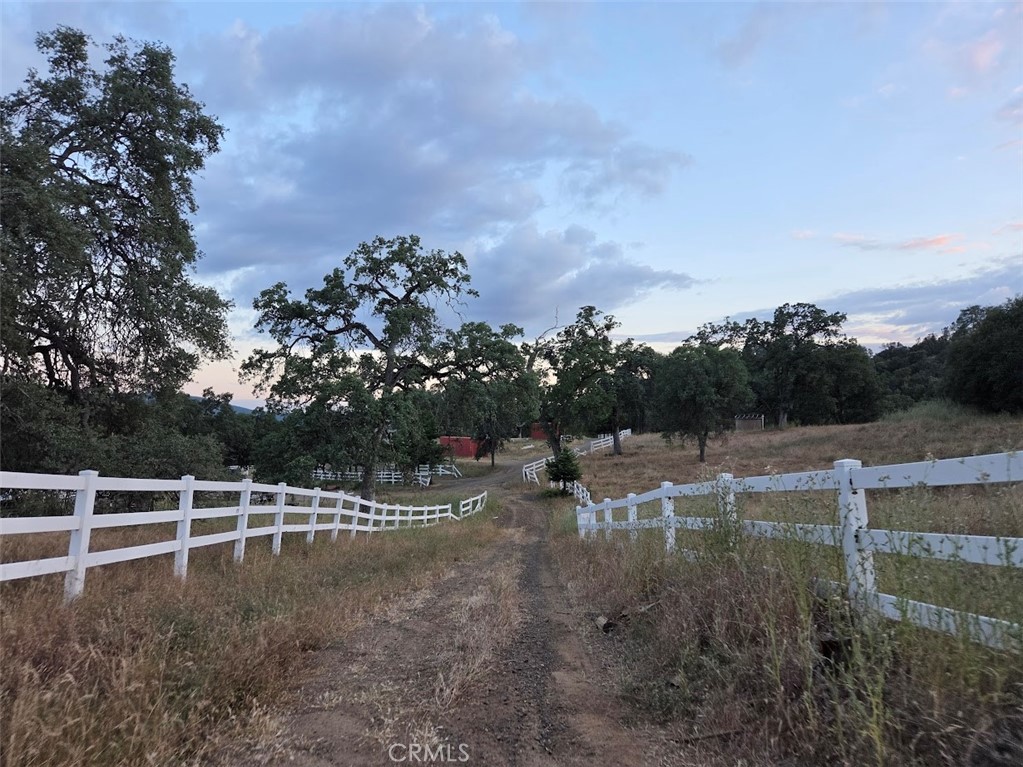 33555 Merrill Ranch Road O'Neals, CA 93645 - Photo 3 of 53