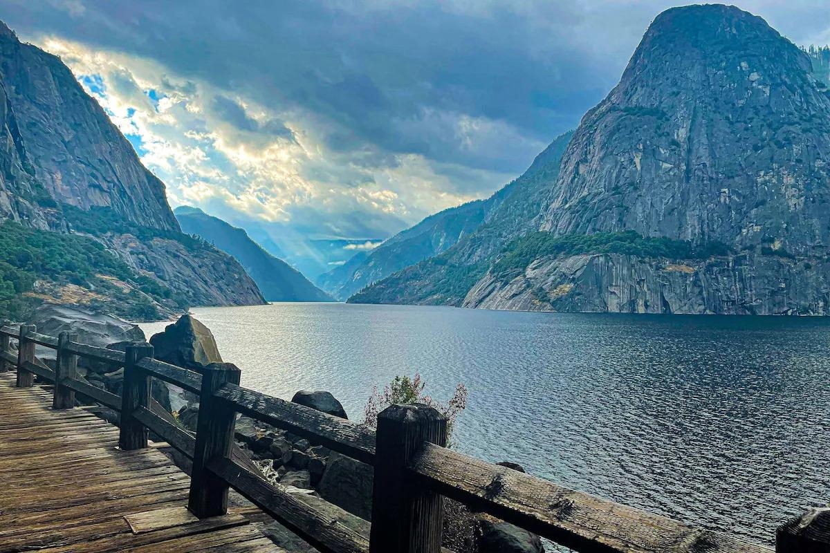 19385 Ferretti Road Groveland, CA 95321 - Photo 23 of 47 Water view featuring a mountainous background