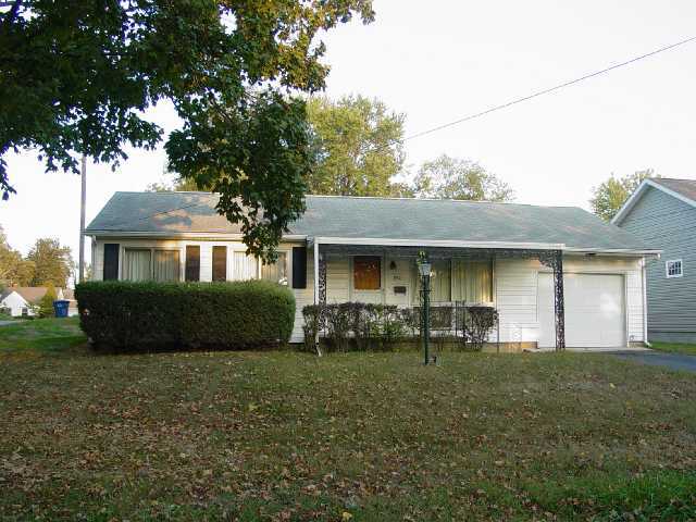 572 Chelsea Road Newark, OH 43055 - Photo 2 of 8