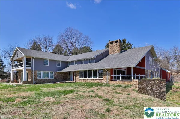 $1,595,000 | 380 South Cedar Crest Boulevard, Emmaus, PA 18049