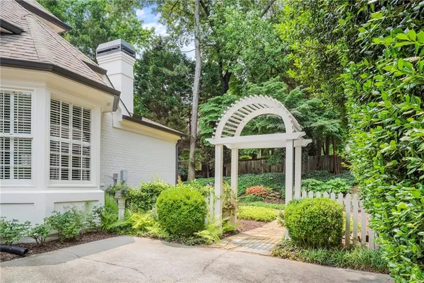 $1,700,000 | 885 Carlton Ridge Northeast, Atlanta, GA 30342