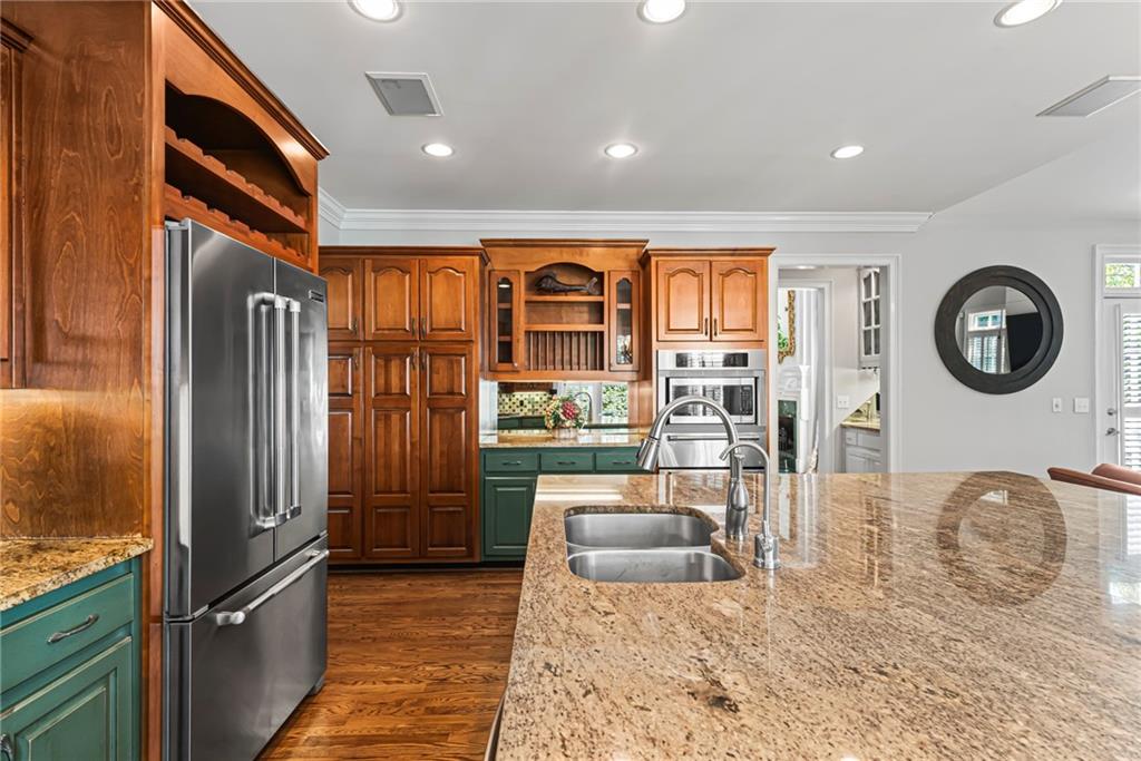 885 Carlton Ridge Northeast Atlanta, GA 30342 - Photo 24 of 100
