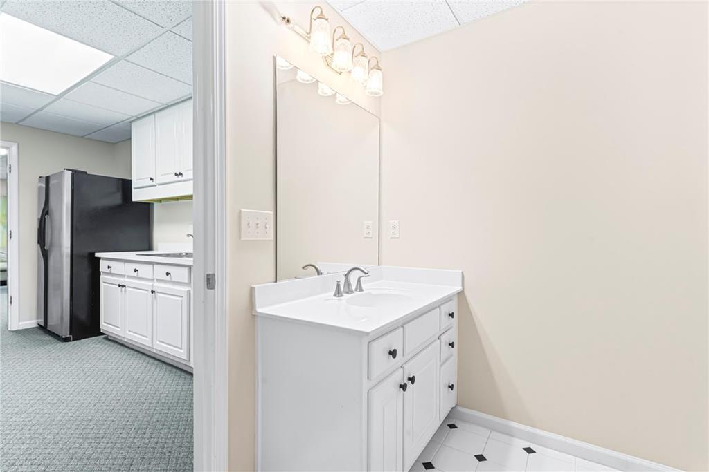 885 Carlton Ridge Northeast Atlanta, GA 30342 - Photo 75 of 100