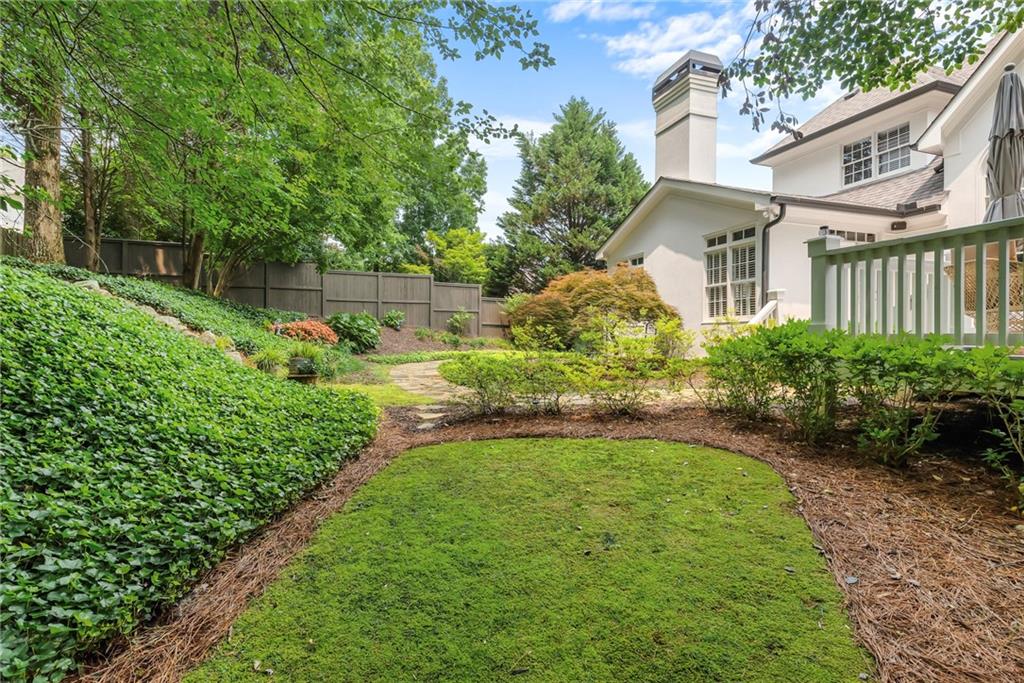 885 Carlton Ridge Northeast Atlanta, GA 30342 - Photo 87 of 100