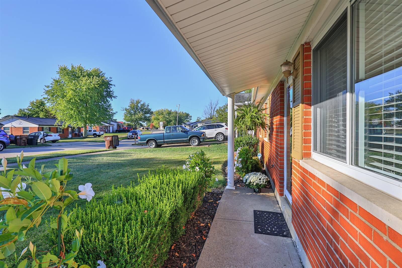 3726 Autumn Road Elsmere, KY 41018 - Photo 4 of 27