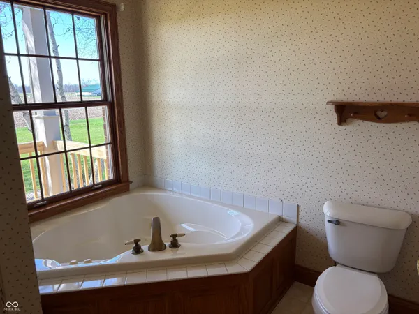 $865,000 | 3516 West 900 South, Milroy, IN 46156