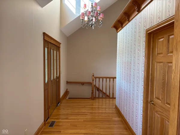 $865,000 | 3516 West 900 South, Milroy, IN 46156
