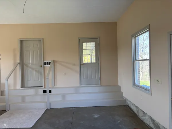 $865,000 | 3516 West 900 South, Milroy, IN 46156