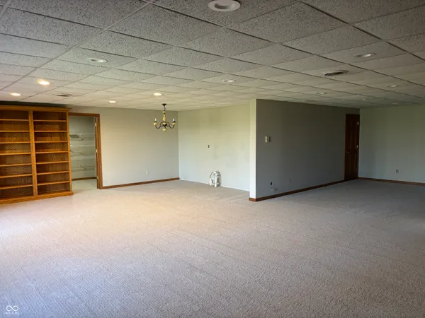 $865,000 | 3516 West 900 South, Milroy, IN 46156