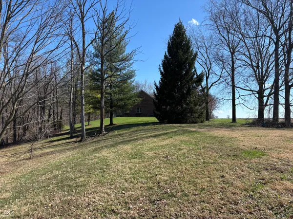 $865,000 | 3516 West 900 South, Milroy, IN 46156