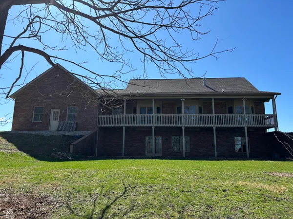 $865,000 | 3516 West 900 South, Milroy, IN 46156