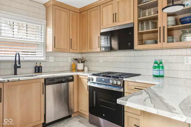 $525,000 | 5506 North Illinois Street, Indianapolis, IN 46208