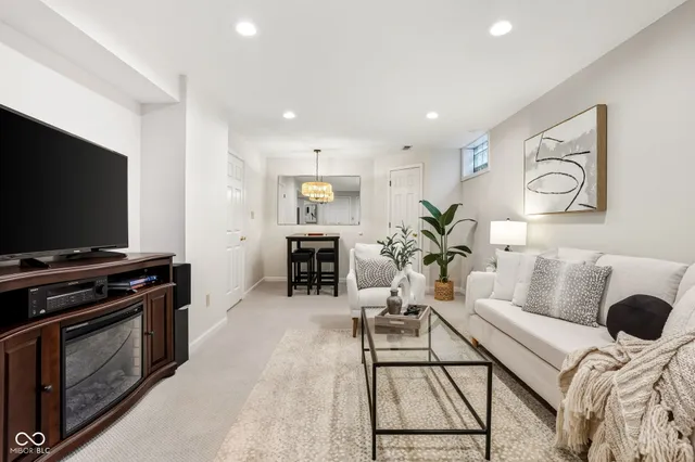 $525,000 | 5506 North Illinois Street, Indianapolis, IN 46208