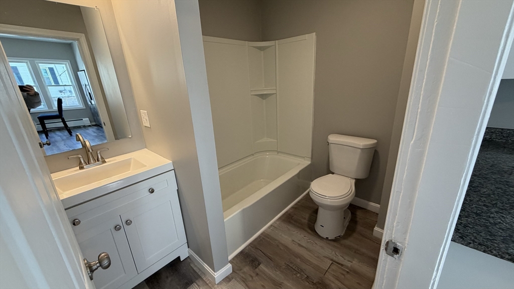 529 Warren Street Fall River, MA 02721 - Photo 11 of 42