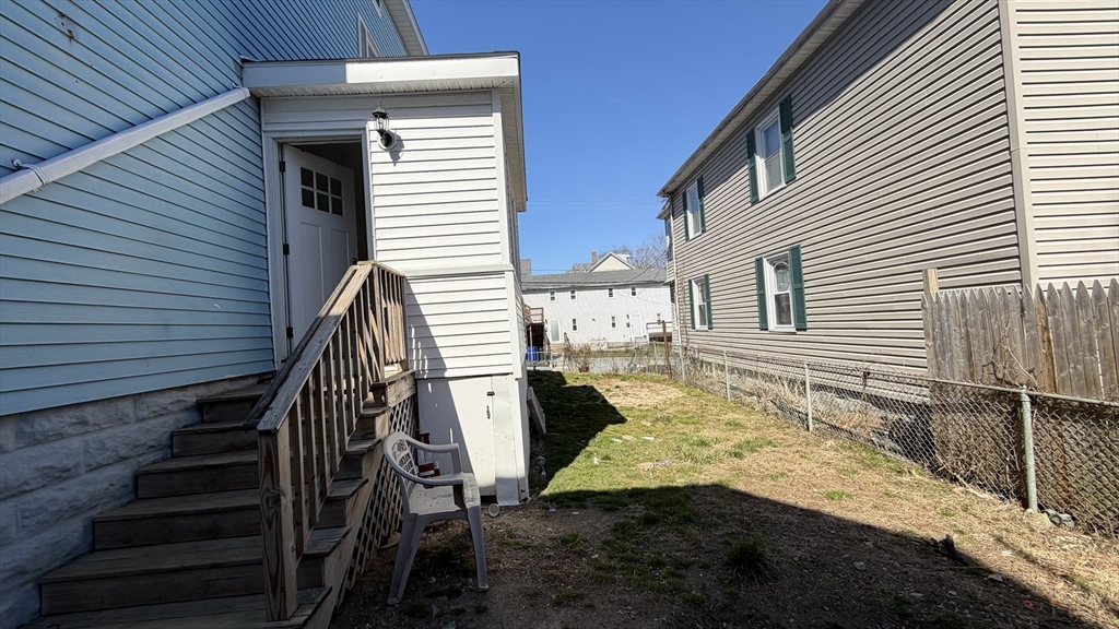 529 Warren Street Fall River, MA 02721 - Photo 39 of 42