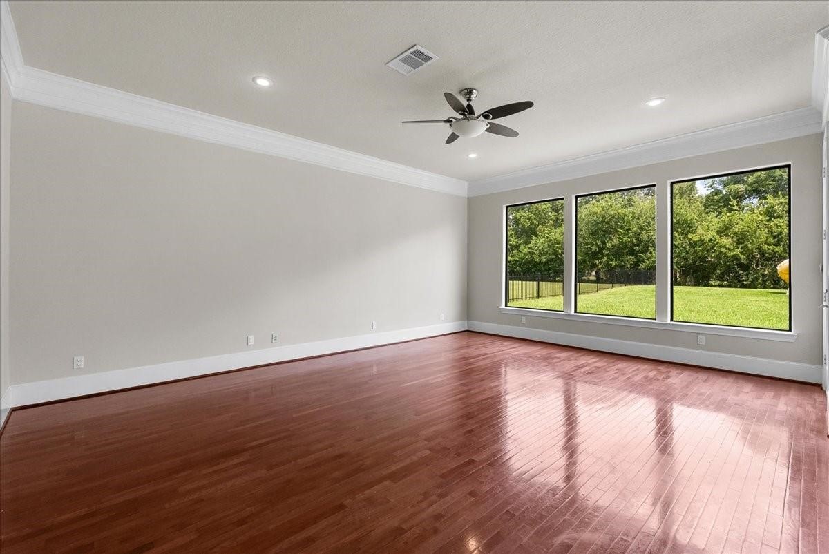 205 Del Monte Drive Friendswood, TX 77546 - Photo 16 of 50