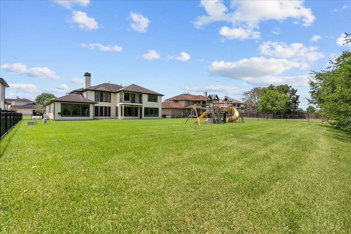 205 Del Monte Drive Friendswood, TX 77546 - Photo 45 of 50