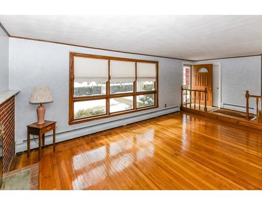 73 Chute Road Dedham, MA 02026 - Photo 5 of 28